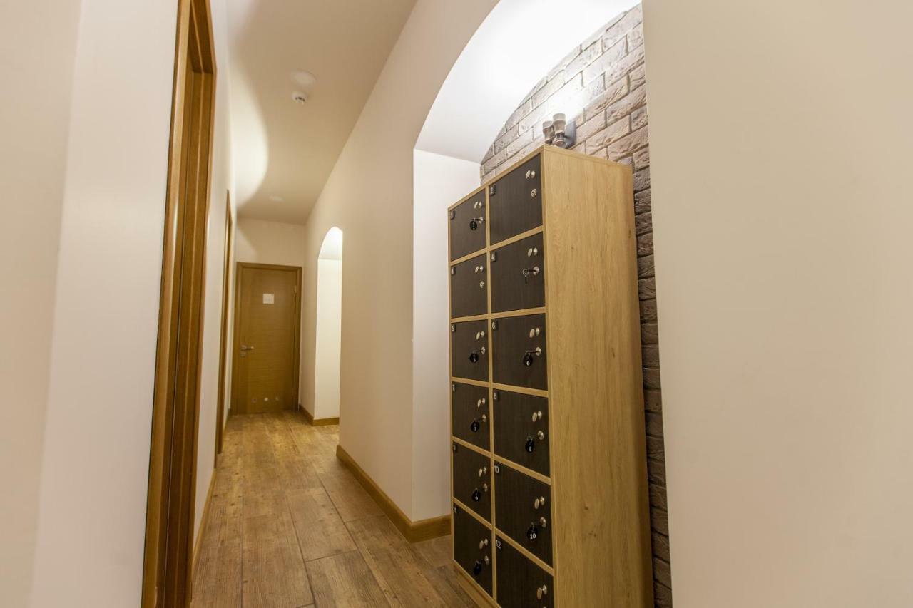 Nap & Rest Hostel Kyiv Exterior photo